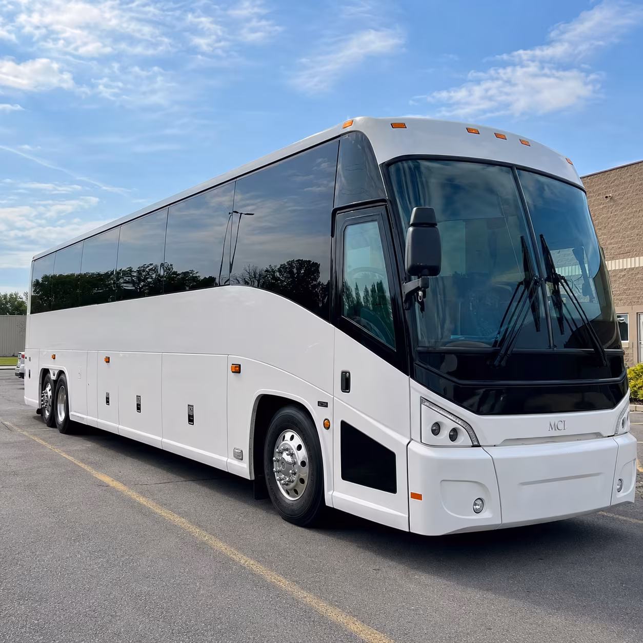 book a senior shuttle bus for weekly washington congregation pickups