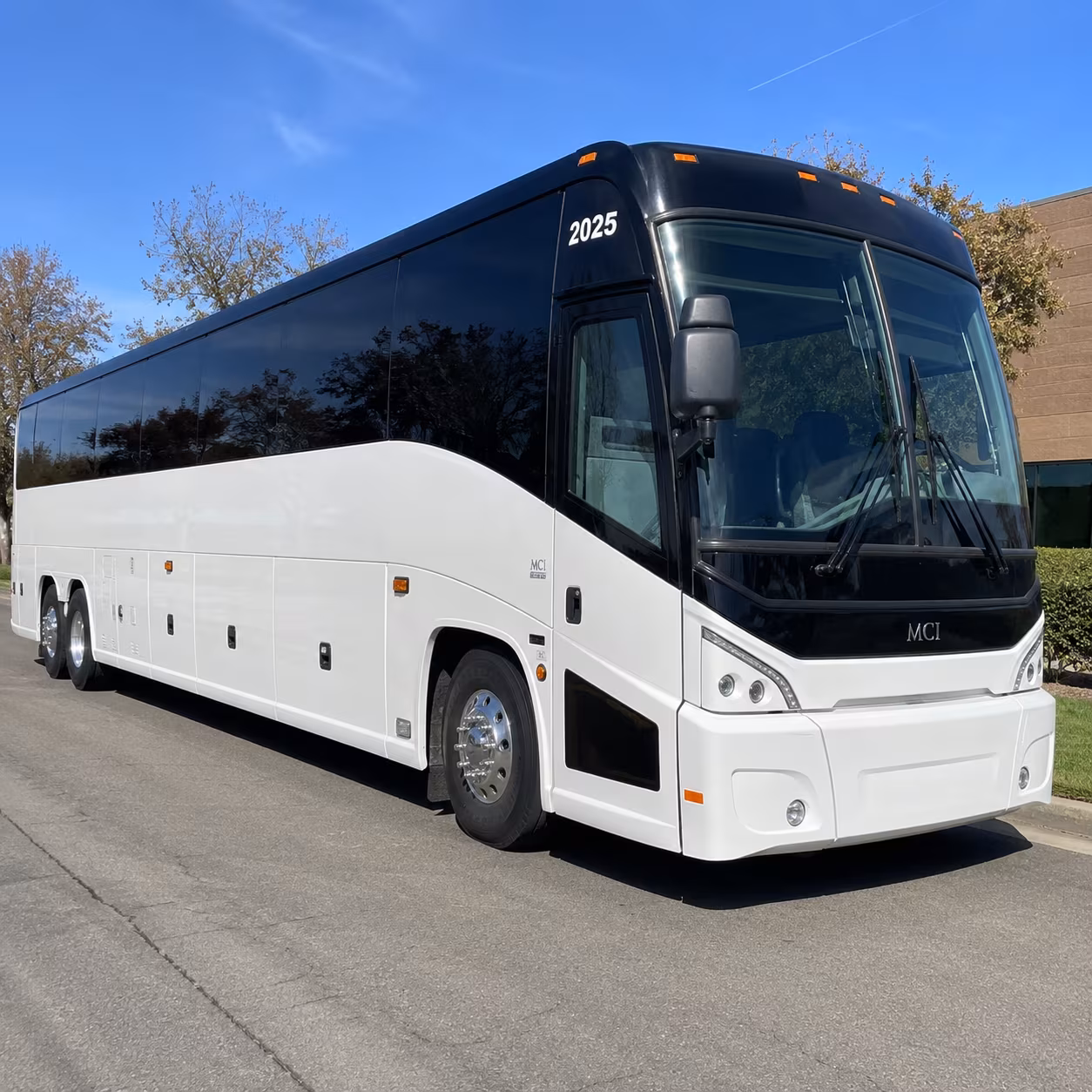 shuttle your team between the convention center and downtown hotels without the gridlock